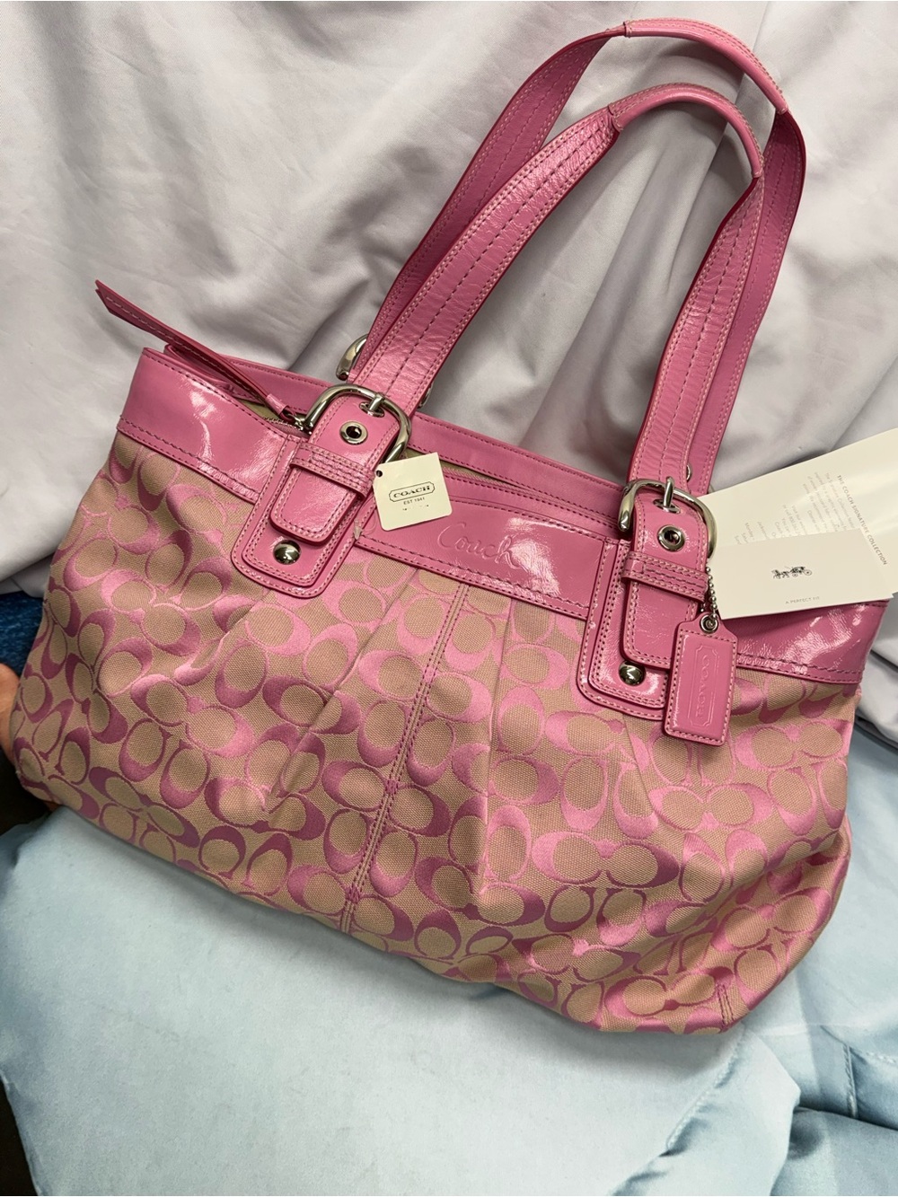 (new+tag) Coach SoHo Pleated Pink Signature Jacquard Tote w/ Leather Patent Trim - Picture 8 of 11